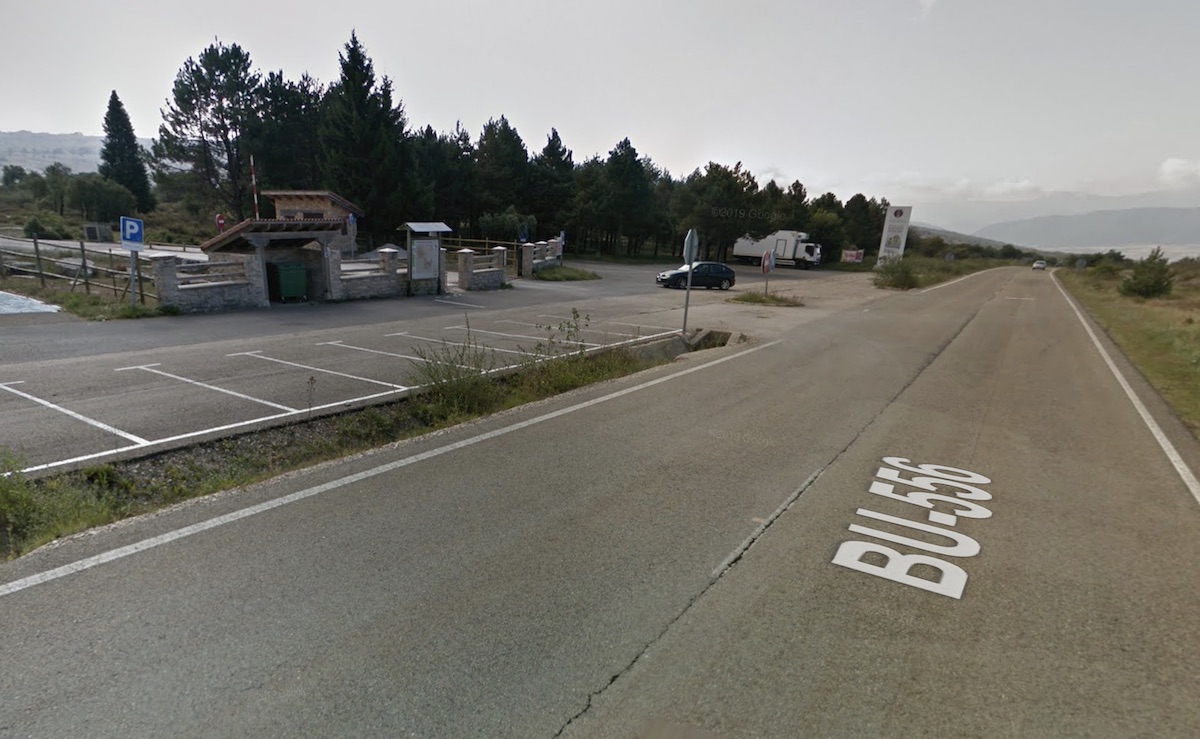 Parking entrada Monte Santiago